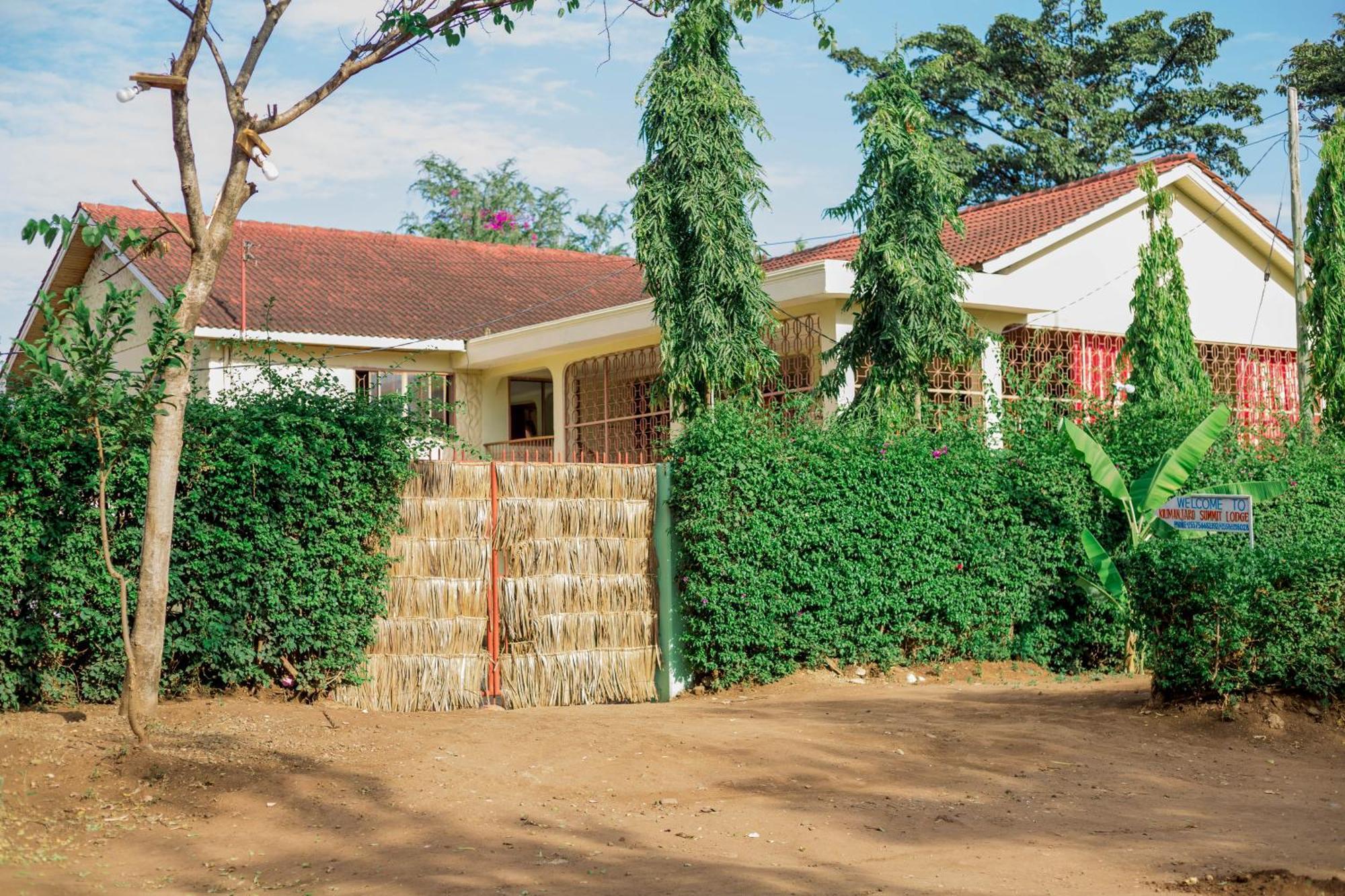 Kilimanjaro Summit Lodge 모시 외부 사진
